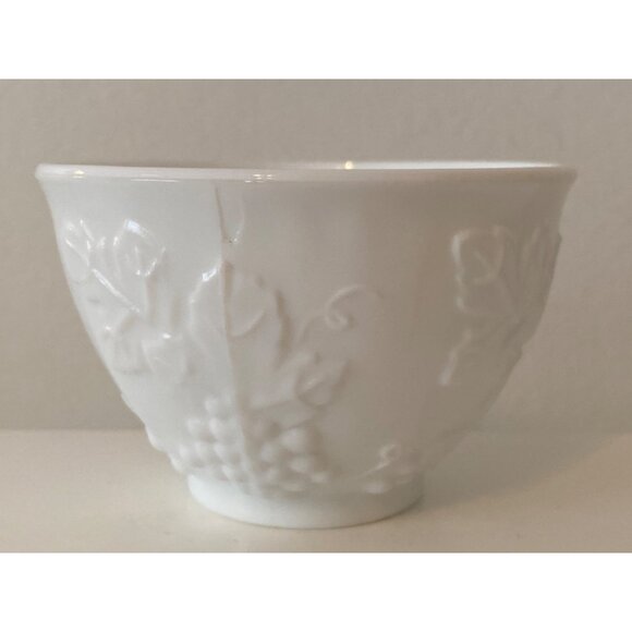 White Milk Glass Punch Tea Cup Grapes Leaves Replacement Vintage - Picture 3 of 12